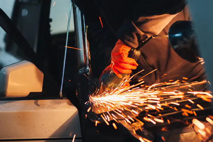 custom fabrication shops