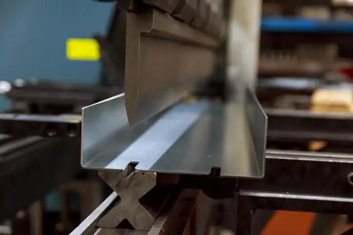 contract metal manufacturing services